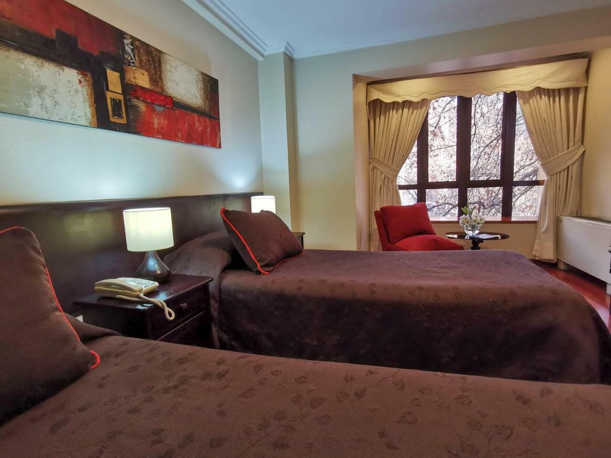 Hotel Principado Santiago Buitenkant foto
