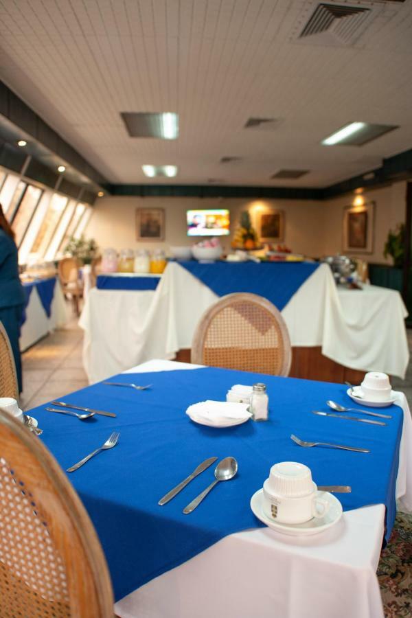 Hotel Principado Santiago Buitenkant foto